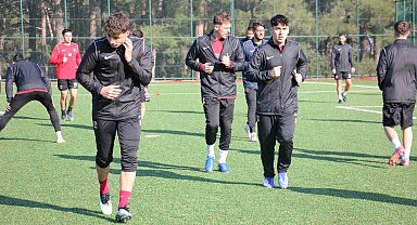 Denizli İdmanyurdu'nda Ayvalıkgücü maçı hazırlıkları devam etti