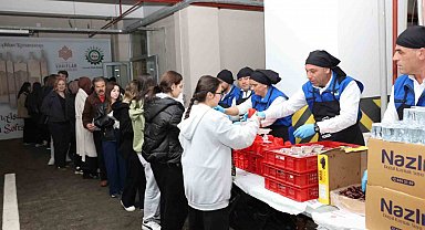 Denizli OSB'nin geleneksel iftar sofrasında 3 bin öğrenci buluştu