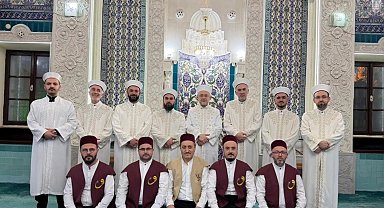 Denizli'de asırlık Teravih geleneği ilk gecede gönülleri kuşattı