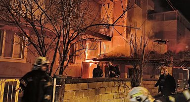 Denizli'de odunluk yangını korkuttu