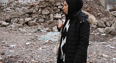 Depremin ilk yarım saatinde annesini kaybetti, 60 saat sonra kendisi kurtarıldı