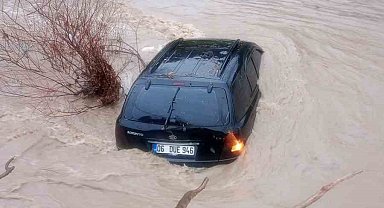 Dereye sürüklenen araç ertesi gün ortaya çıktı
