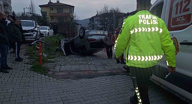 Devrek'te otomobil takla attı, sürücü yara almadan kurtuldu