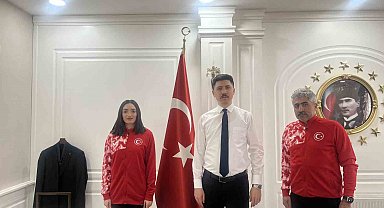 Digor Gençlik ve Spor Müdürü Bahattin İnce ve milli sporcu Tuğba Toptaş'tan, Kaymakam Kahraman'a ziyaret