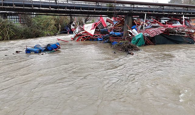Dimçayı taştı, işletmeler su altında kaldı hasarın boyutu dronla görüntülendi