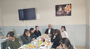 Diyadin'de Ramazan sofrasında anlamlı buluşma