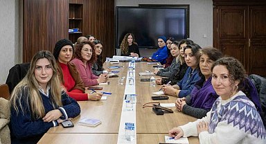 Diyarbakır Büyükşehir Belediyesi kadının insan hakları eğitim programını hayata geçirdi