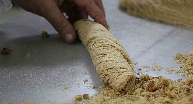 Diyarbakır'da günlük tatlı tüketimi tonları aştı: İşletmeler üç vardiyaya geçti