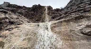 Diyarbakır'da kar ve yağmurun ardından şelale yeniden akmaya başladı