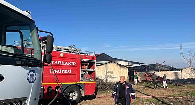 Diyarbakır'da plastik fabrikasında yangın