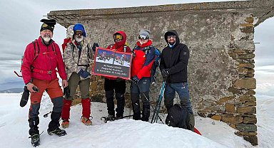 Doğa sporları gönüllüleri Küçük'ü ölüm yıl dönümünde Sandras dağında andı