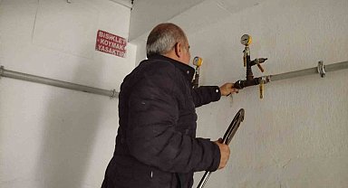 Doğalgaz hattına su borusunu bağladılar: Vatandaşlar hem susuz hem de doğal gazsız kaldı