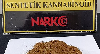 Dur ihtarına uymayan araçtan uyuşturucu çıktı