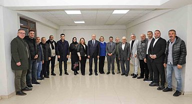 Düzce Belediyesi eski meclis üyeleri Başkan Özlü ile buluştu