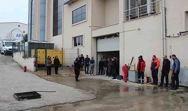 Düzce'de 112 personeline afet ve acil durum eğitimi