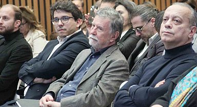 EGİAD 'Dönüşüm Sahnesi' ile iş dünyasının liderlerini İzmir'de buluşturdu