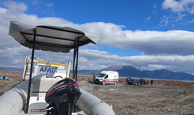Eğirdir Gölü'nde balık avlarken tekneden düşen adam boğuldu