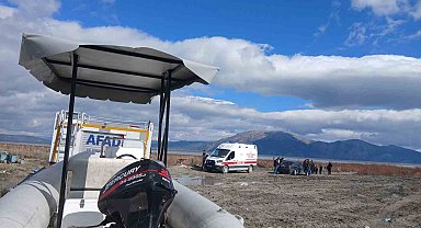 Eğirdir Gölü'nde balık avlarken tekneden düşen adam boğuldu