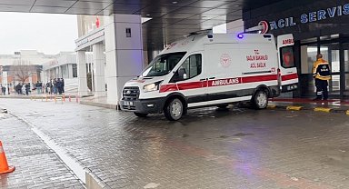 Elazığ'da 15'inci kattan kendini boşluğa bırakan genç hayatını kaybetti