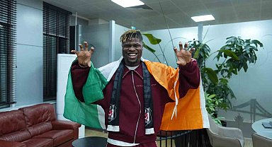 Emmanuel Agbadou, Beşiktaş için İstanbul'da