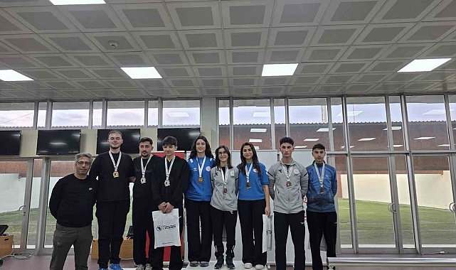 Erzincanlı sporcular Trabzon'daki havalı silahlar müsabakalarına damga vurdu