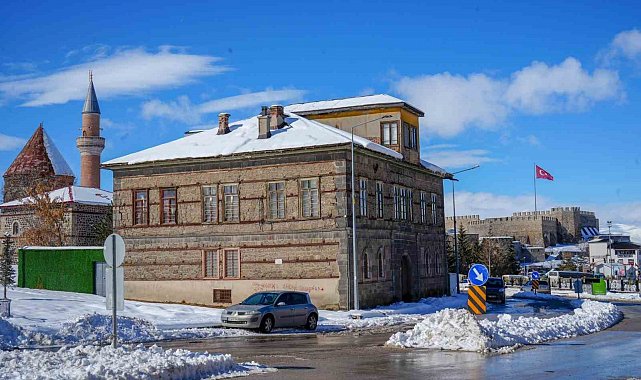 Erzurum ve Erzincan için kar yağışı uyarısı