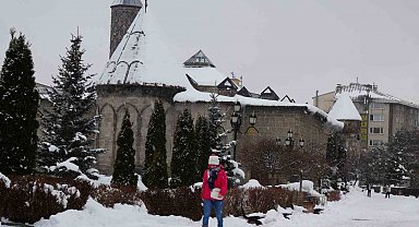 Erzurum'da 84 köy yolu kardan ulaşıma kapandı