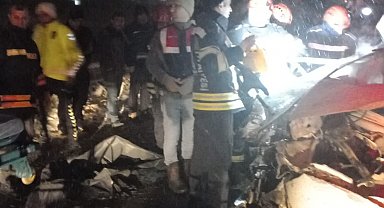 Erzurum'da trafik kazasında vefat edenleri kimlikleri belli oldu