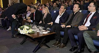 Esenler'de "5. Radyonun Yıldızları" ödülleri sahiplerini buldu