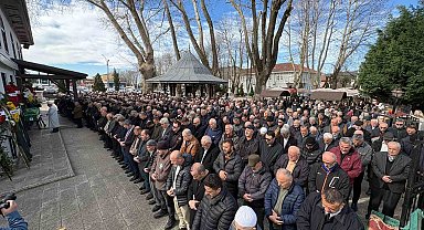 Eski milli futbolcu Tayfur Havutçu'nun vefat eden babası Sakarya'da toprağa verildi