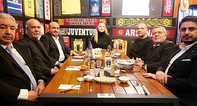 Eskişehir Demirspor, şampiyonluğu yemek ile kutladı