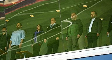 Fatih Terim, Levent Şahin'i ilk maçında yalnız bırakmadı