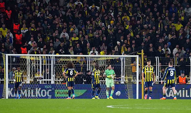 Fenerbahçe, Avrupa Ligi'nde turu zora soktu