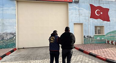 FETÖ'den 14 yıl 2 ay hapis cezasıyla aranan şahsı jandarma yakaladı