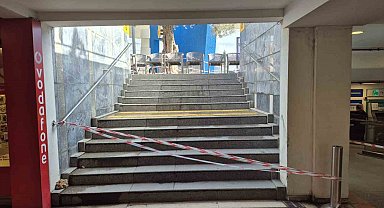 Fırtına, Bodrum'da alış veriş merkezini de vurdu