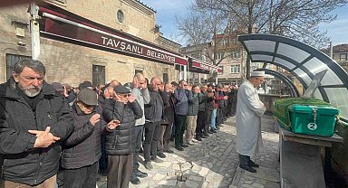 Flüt üstadı İsmail Ayvazoğlu son yolculuğuna uğurlandı