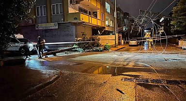 Gaziantep'te fırtına mesaisi