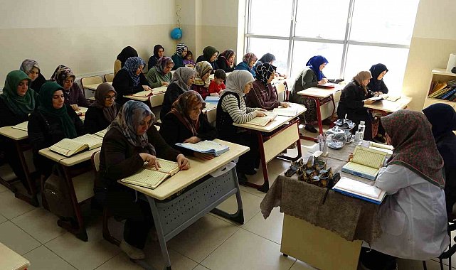 Gaziantep'te kadınlardan mukabele geleneğine yoğun ilgi