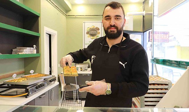 Gaziantepli usta, sahte ile gerçek baklavayı ayırt etmenin yollarını anlattı