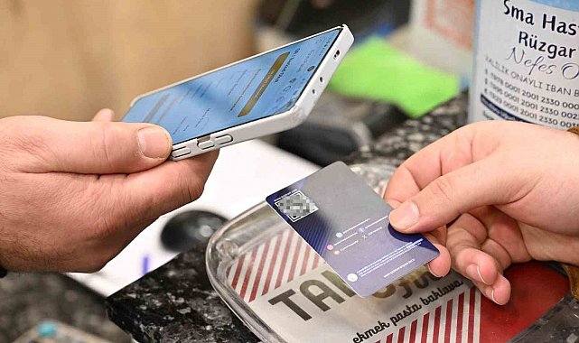 Gaziosmanpaşa Belediyesi'nden örnek dayanışma: Karekod ile pide desteği