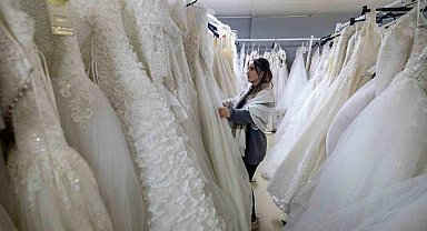 Gelinlik hayali İzmir'de ücretsiz gerçek oluyor