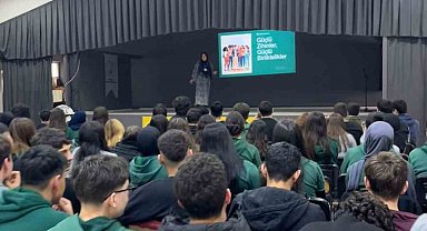 Genç akademisi eğitimleri aralıksız sürüyor