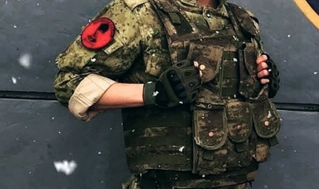 Genç astsubay kalbine yenik düştü