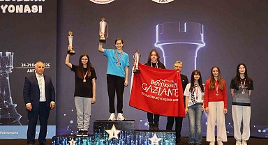 GKV'li Kalyoncu'dan Türk satrancında gurur veren başarı