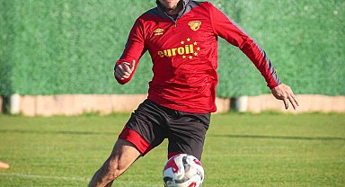 Göztepe'de Sabra kiralık gitti