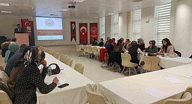 Gümüşhane'de kadına yönelik şiddetle mücadele çalıştayı düzenlendi