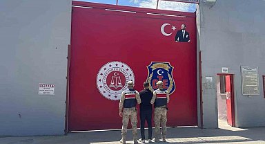 Hatay'da 24 yıl 6 ay hapis cezası bulunan cezaevi firarisi yakalandı