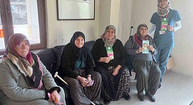 Hem Kur'an okumayı öğreniyorlar hem de sağlık bilgisi alıyorlar