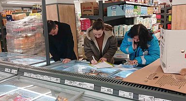 Hisarcık'ta satışa sunulan ürünlere yönelik denetim yapıldı