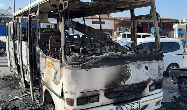 Hurda minibüste 16 yaşındaki gencin öldüğü yangın kamerada